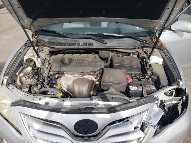 4T1BF3EK5BU758507 - 2011 TOYOTA CAMRY BASE SILVER photo 11