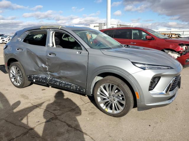 LRBFZSE43RD013465 - 2024 BUICK ENVISION AVENIR GRAY photo 4