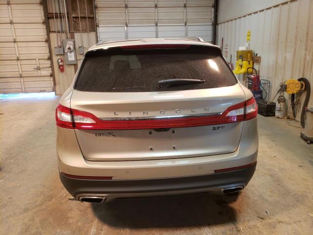 2LMPJ6LP4HBL18155 - 2017 LINCOLN MKX RESERVE CREAM photo 6