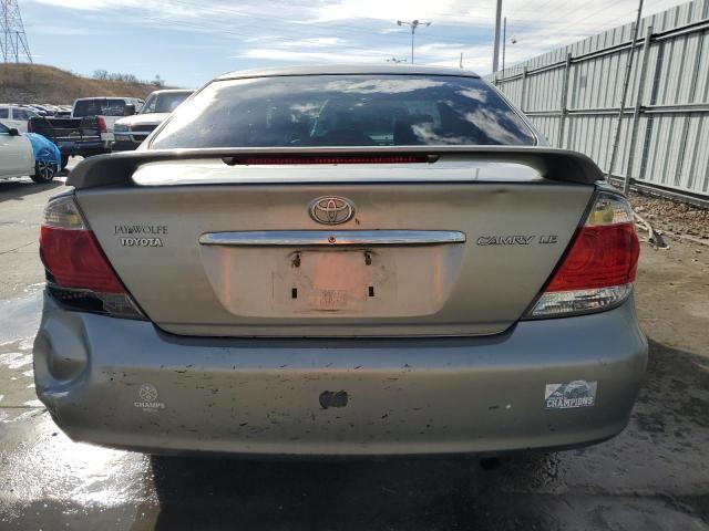 4T1BE32K05U597821 - 2005 TOYOTA CAMRY LE SILVER photo 6