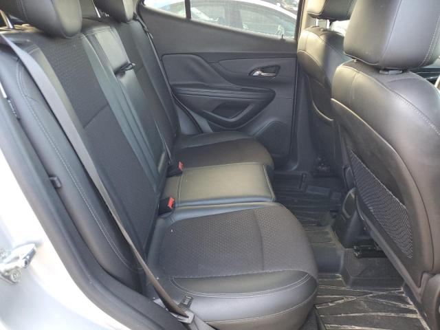 KL4CJASB7JB552626 - 2018 BUICK ENCORE PREFERRED Srebrny zdjęcie 11