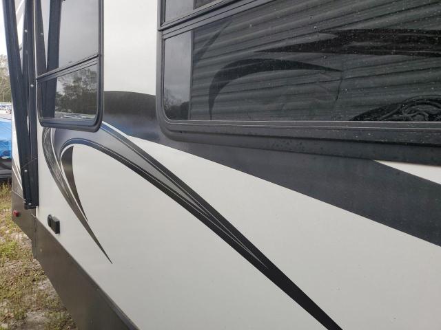 573FR3423L3414480 - 2020 GRAN REFLECTION WHITE photo 6