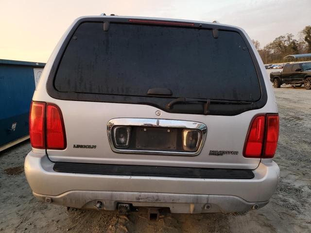 5LMEU27AXYLJ35560 - 2000 LINCOLN NAVIGATOR SILVER photo 6