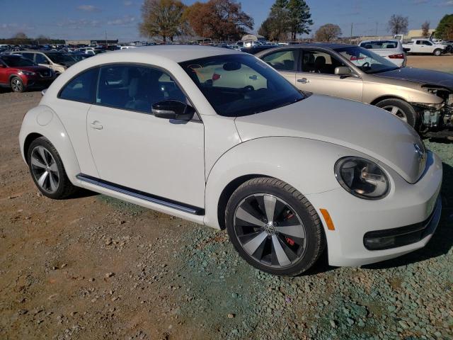 3VW4A7AT9CM641596 - 2012 VOLKSWAGEN BEETLE TURBO WHITE photo 4