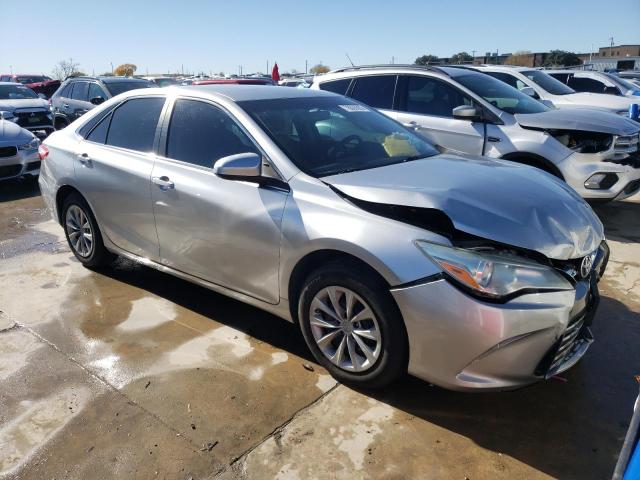 4T1BF1FK5FU486677 - 2015 TOYOTA CAMRY LE SILVER photo 4