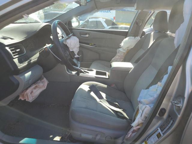 4T4BF1FK7FR477114 - 2015 TOYOTA CAMRY LE SILVER photo 7