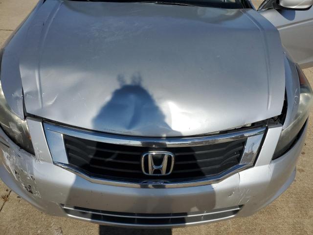 1HGCP26458A111214 - 2008 HONDA ACCORD LXP SILVER photo 11