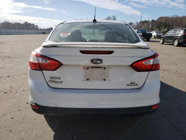 1FADP3F23DL266002 - 2013 FORD FOCUS SE WHITE photo 6