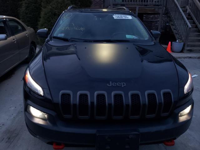 1C4PJMBX5JD619961 - 2018 JEEP CHEROKEE TRAILHAWK BLACK photo 5