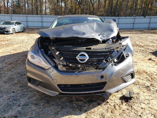 1N4AL3AP9HC243735 - 2017 NISSAN ALTIMA 2.5 GRAY photo 5