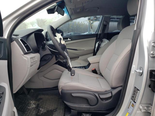 KM8J2CA47KU955810 - 2019 HYUNDAI TUCSON SE SILVER photo 7