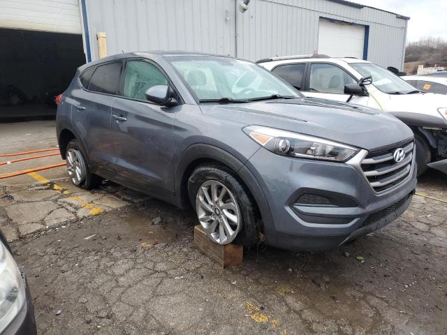 KM8J23A4XJU647867 - 2018 HYUNDAI TUCSON SE GRAY photo 4