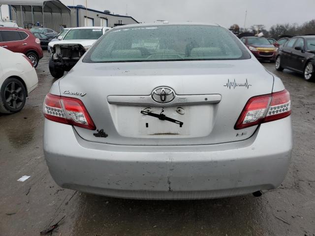 4T1BF3EK8BU138699 - 2011 TOYOTA CAMRY BASE SILVER photo 6