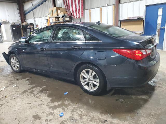 5NPEB4AC3DH664639 - 2013 HYUNDAI SONATA GLS BLUE photo 2