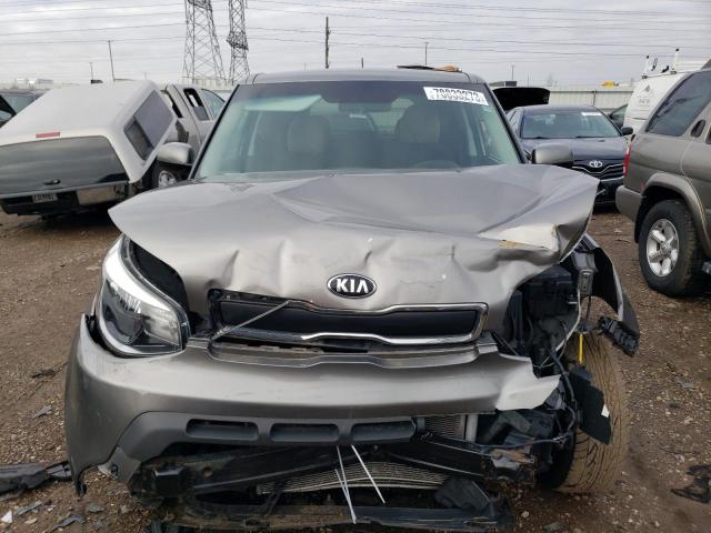 KNDJN2A23G7348037 - 2016 KIA SOUL GRAY photo 5