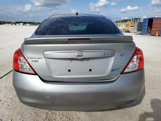 3N1CN7APXEK460319 - 2014 NISSAN VERSA S SILVER photo 6