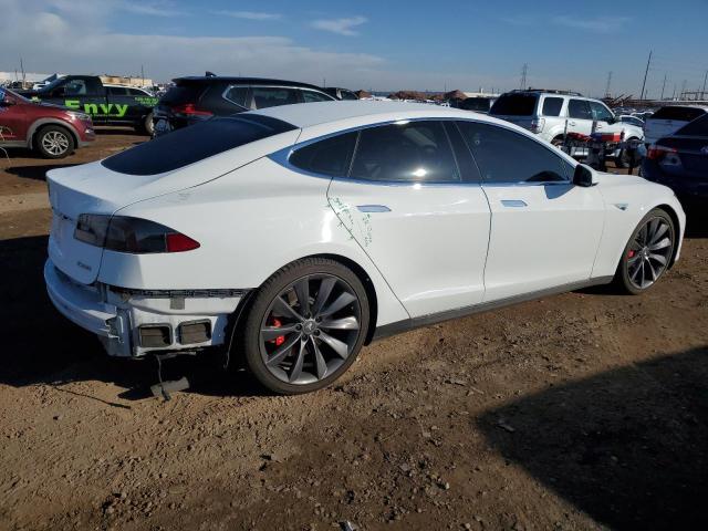 5YJSA1E41FF111982 - 2015 TESLA MODEL S თეთრი ფოტო 3