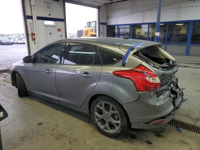 1FADP3K23DL382807 - 2013 FORD FOCUS SE GRAY photo 2