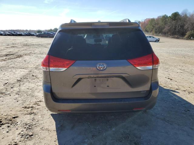 5TDYK3DC6DS404278 - 2013 TOYOTA SIENNA XLE SILVER photo 6