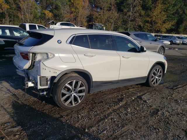 WBXYJ3C39JEP75704 - 2018 BMW X2 SDRIVE28I WHITE photo 3