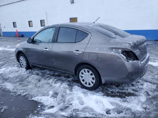 3N1CN7AP8CL902716 - 2012 NISSAN VERSA S GRAY photo 2