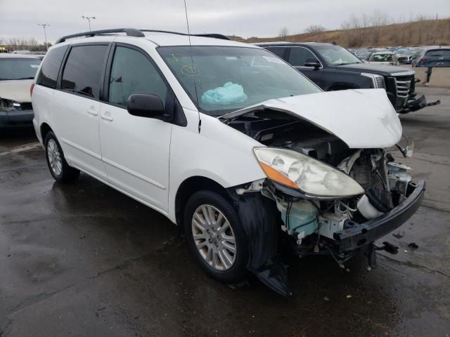 5TDBK23C88S017075 - 2008 TOYOTA SIENNA LE WHITE photo 4