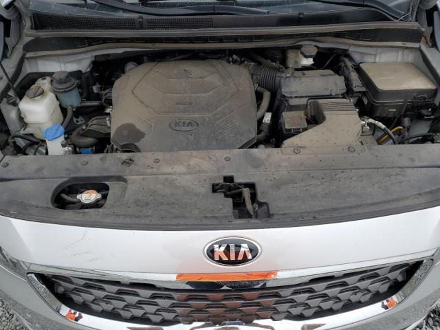 KNDMB5C16M6668059 - 2021 KIA SEDONA LX SILVER photo 12