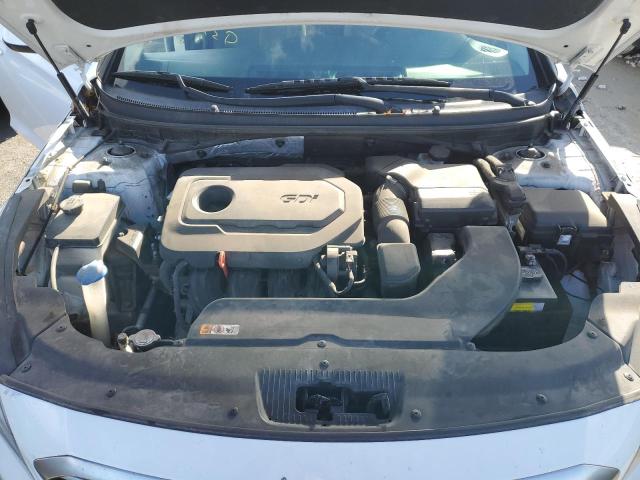 5NPE24AF1FH048337 - 2015 HYUNDAI SONATA SE WHITE photo 11