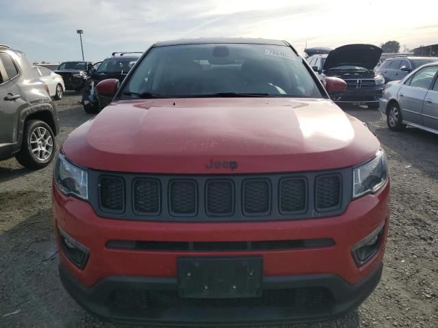 3C4NJDBB8KT826884 - 2019 JEEP COMPASS LATITUDE RED photo 5