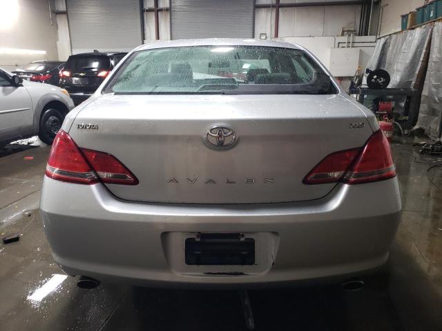 4T1BK36B16U117452 - 2006 TOYOTA AVALON XL SILVER photo 6