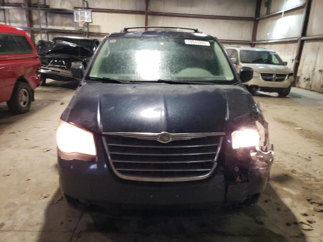 2A8HR54P28R818529 - 2008 CHRYSLER TOWN & COU TOURING BLUE photo 5