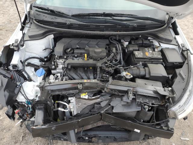 3KPA25AD0NE494307 - 2022 KIA RIO S WHITE photo 11