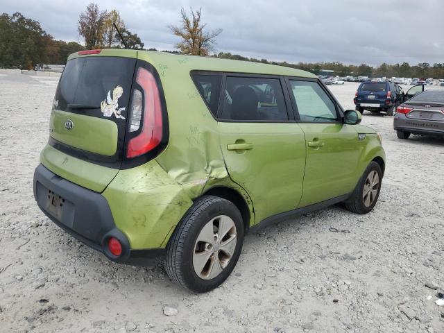 KNDJN2A26G7871956 - 2016 KIA SOUL GREEN photo 3