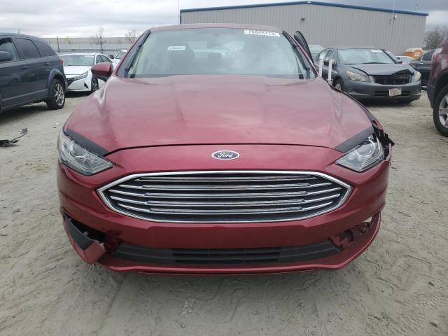 3FA6P0HD2JR250991 - 2018 FORD FUSION SE RED photo 5