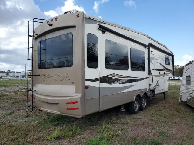 4X4FCRK24GS214387 - 2016 CEDR CREEK WHITE photo 4