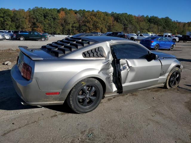 1ZVHT82H795113081 - 2009 FORD MUSTANG GT SILVER photo 3