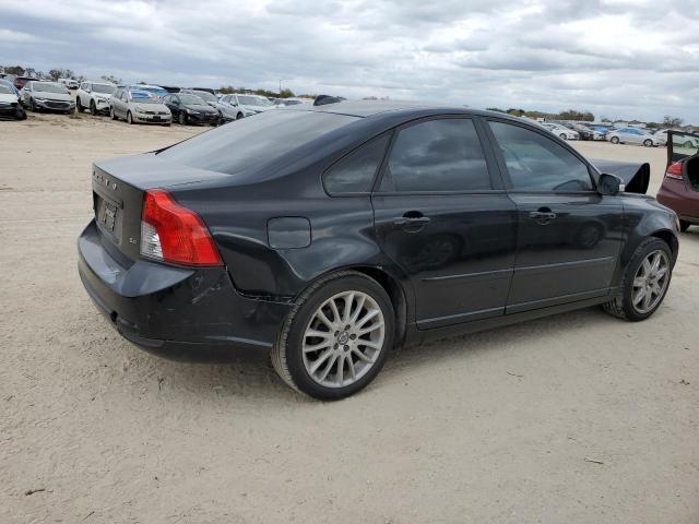 YV1382MS2A2512369 - 2010 VOLVO S40 2.4I BLACK photo 3