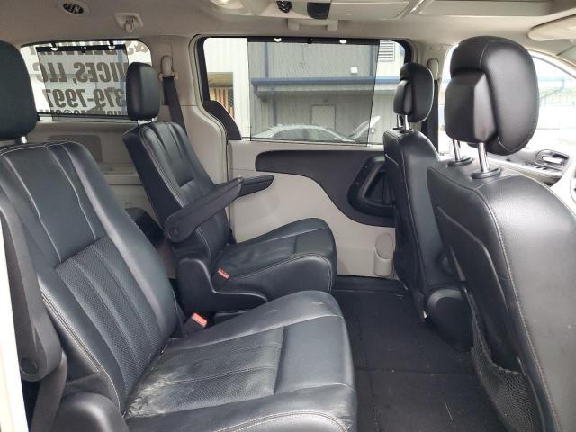 2C4RC1CG2GR128110 - 2016 CHRYSLER TOWN & COU TOURING L SILVER photo 11