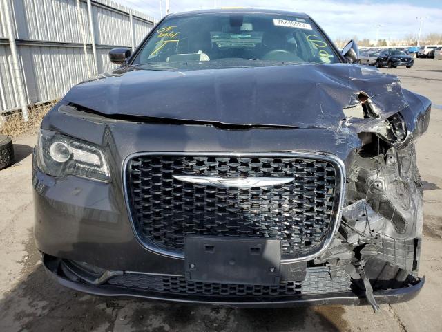 2C3CCAGG4HH522218 - 2017 CHRYSLER 300 S BROWN photo 5