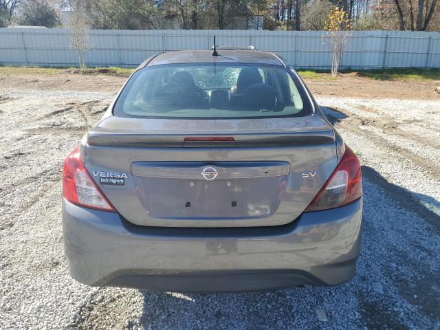 3N1CN7AP5HL823527 - 2017 NISSAN VERSA S GRAY photo 6