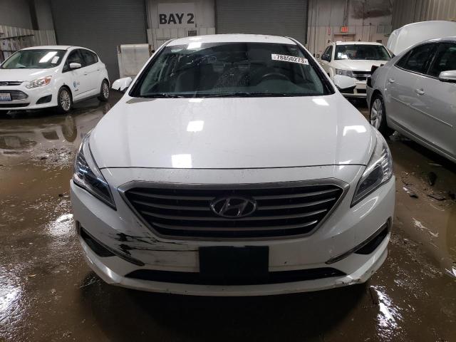 5NPE24AF9FH015246 - 2015 HYUNDAI SONATA SE WHITE photo 5