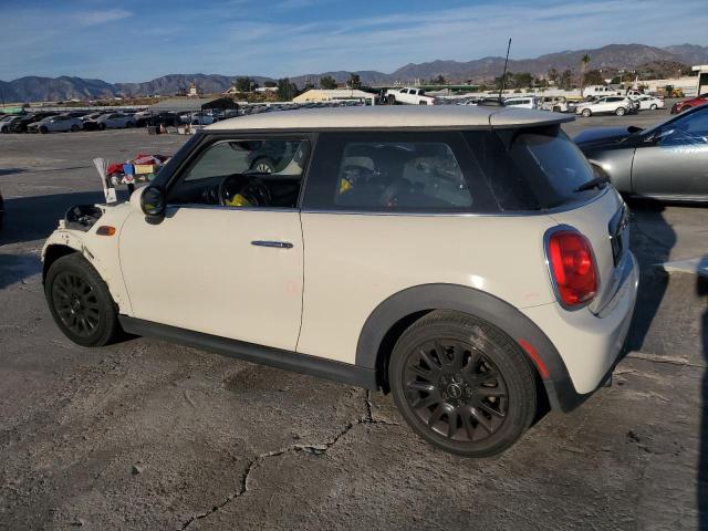 WMWXP5C3XH2G60303 - 2017 MINI COOPER BEIGE photo 2