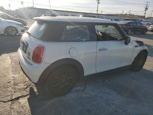 WMWXP5C3XH2G60303 - 2017 MINI COOPER BEIGE photo 3