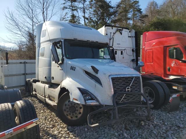 4V4NC9EH8LN231207 - 2020 VOLVO VN VNL WHITE photo 1