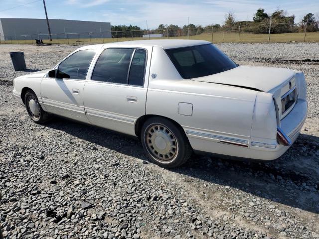 1G6KD54YXVU284024 - 1997 CADILLAC DEVILLE WHITE photo 2