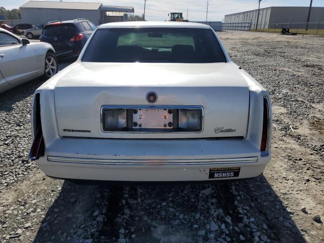 1G6KD54YXVU284024 - 1997 CADILLAC DEVILLE WHITE photo 6