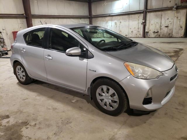 JTDKDTB36E1060758 - 2014 TOYOTA PRIUS C SILVER photo 4