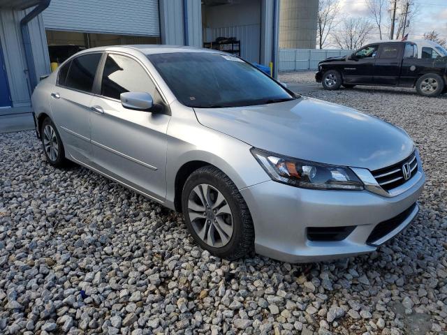 1HGCR2F30DA240098 - 2013 HONDA ACCORD LX SILVER photo 4