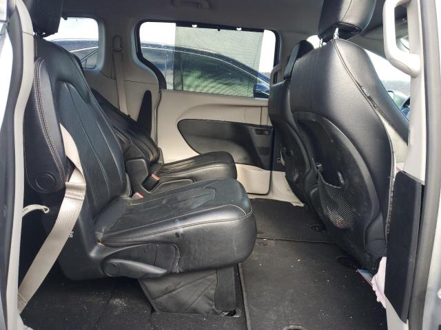 2C4RC1BGXKR555349 - 2019 CHRYSLER PACIFICA TOURING L SILVER photo 11