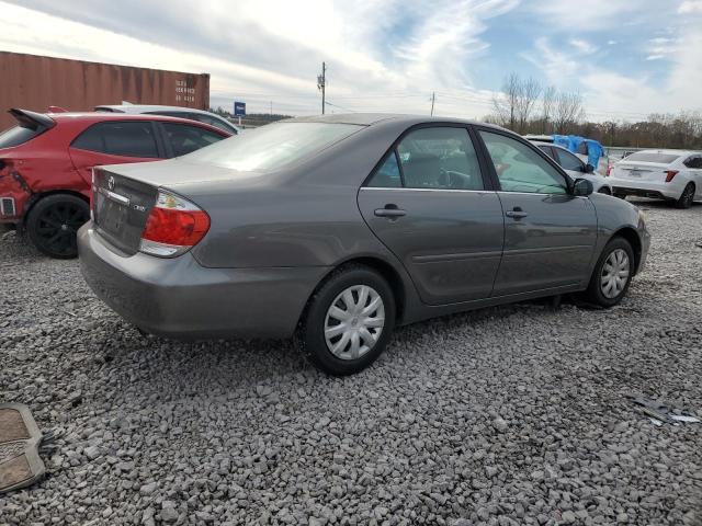 4T1BE32K45U968401 - 2005 TOYOTA CAMRY LE GRAY photo 3